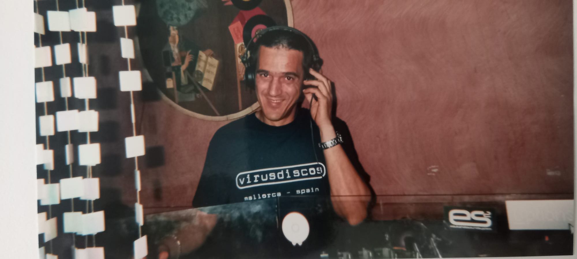 Mikel Underground Plays